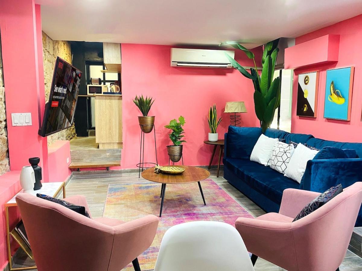 Amazinn Places Casco Viejo Pink Desing And Pool IX Panamaváros Kültér fotó
